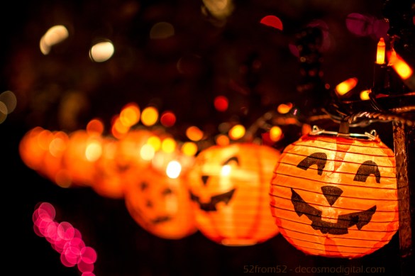 Picture Specs: ISO 800, 35mm, f/2, 1/125sec