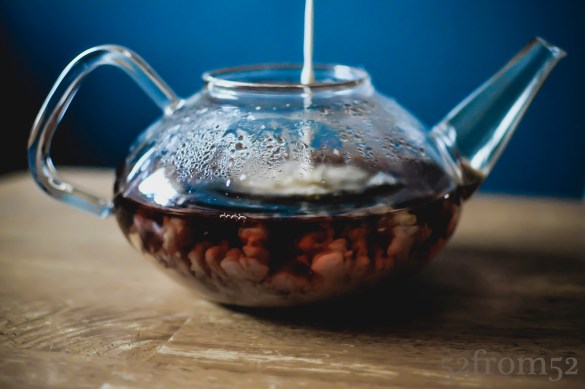 Picture info: ISO 6400, 35mm, f/1.8, 1/800 sec